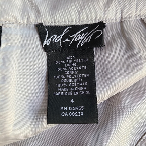 🌺LORD N' TAYLOR skirt - Picture 4 of 9